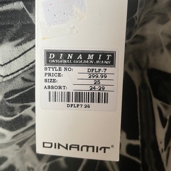 Dynamit Made in Italy Abstract Print Skinny Jeans Rhinestone Buttons Size 25 NWT - Picture 9 of 13